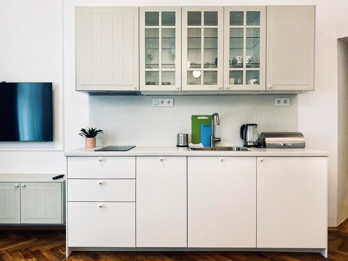 Beautiful Apartment With Two Rooms, Cracow Old Town Krakow Exterior photo